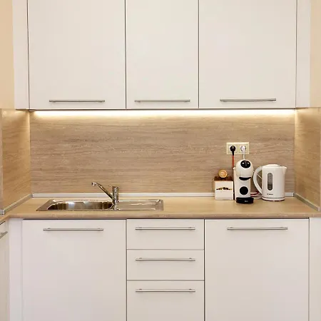 Beautiful In A Luxury In By Flat Mаnager Апартамент *